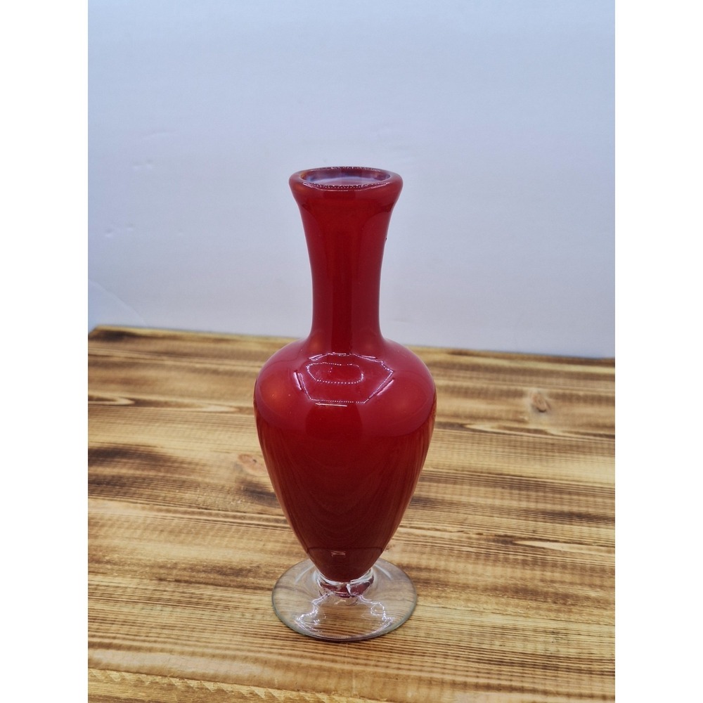 Vtg Fiery Burgundy Red Art Glass Bud Vase White Cased‎ Elegant Pontil Hand Blown